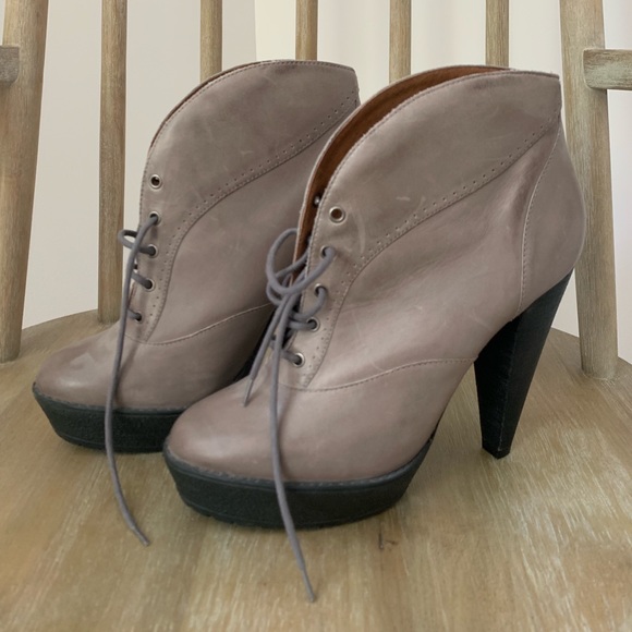 Pour La Victoire Shoes - Pour La Victoire Platform and stacked heel bootie